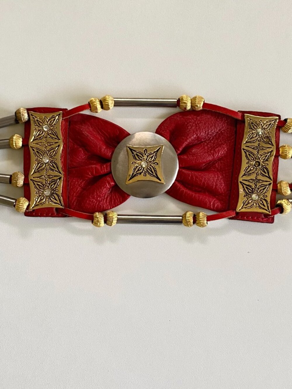 CATC VTG Leather Rustic Statement Belt Turkey OOAK Red Black Mixed Metal 31.5-35 - Picture 4 of 16